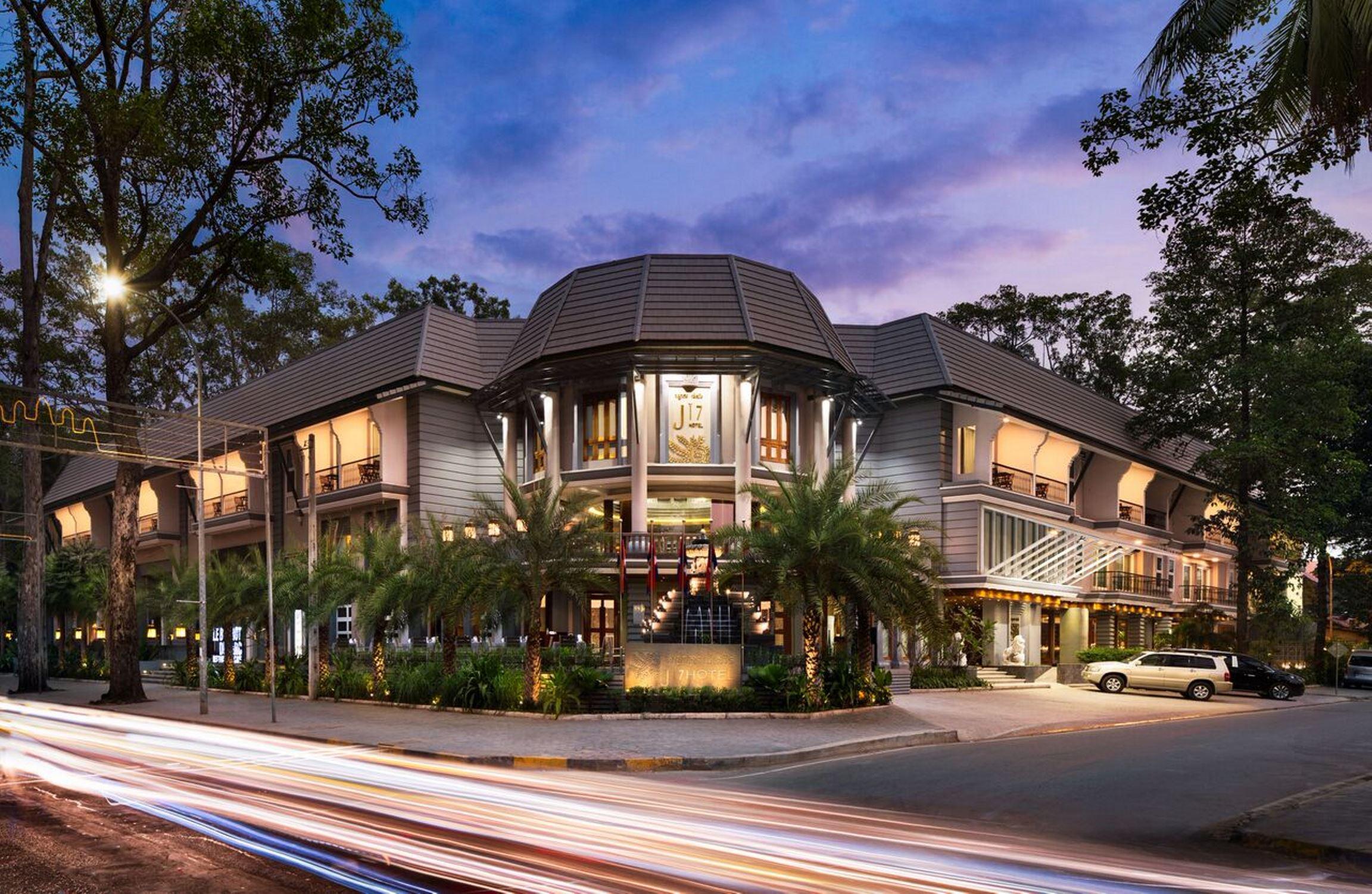 โรงแรมเจ 7 รีสอร์ท เสียมราฐ