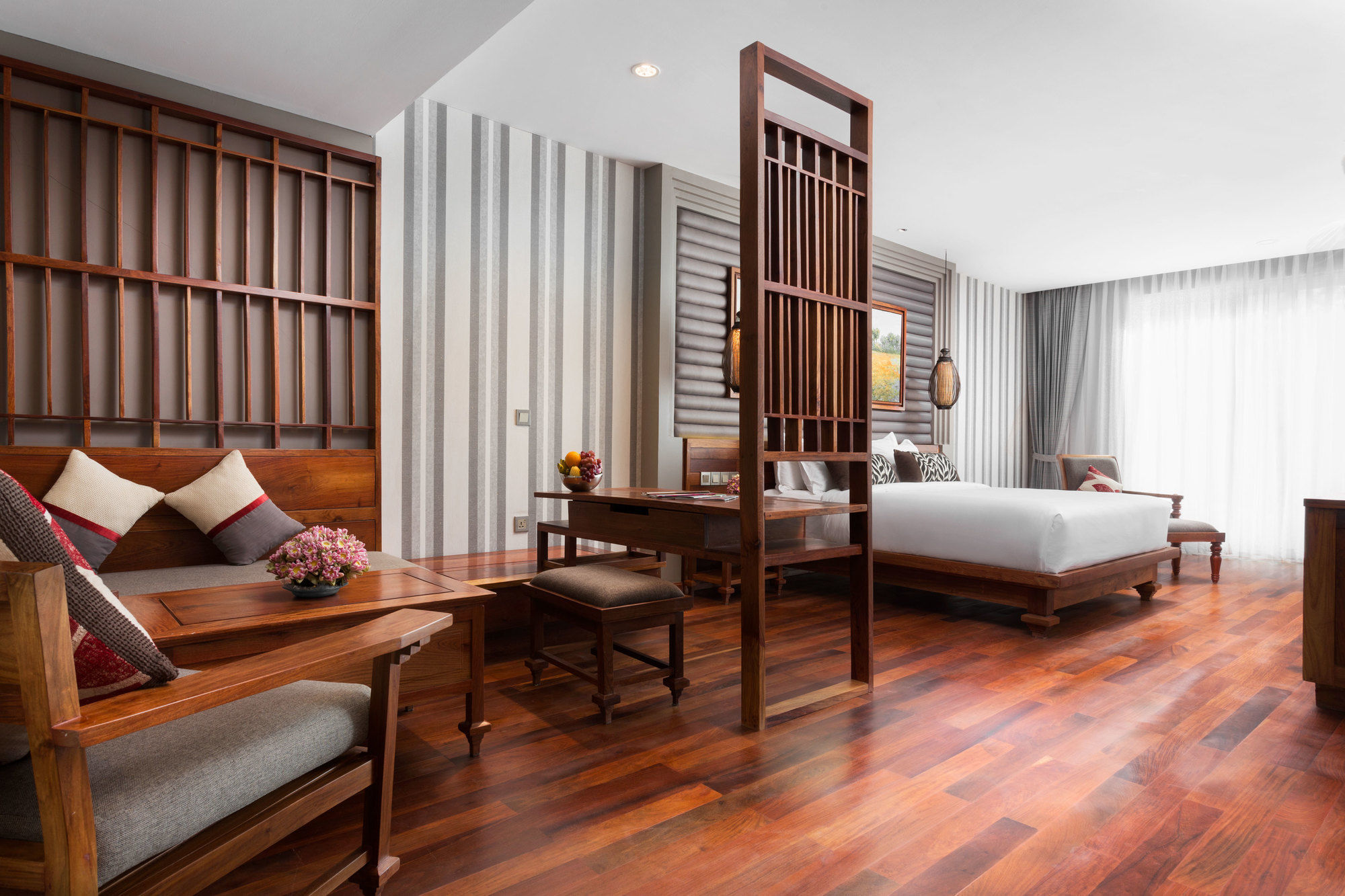 รีสอร์ท โรงแรมเจ 7
